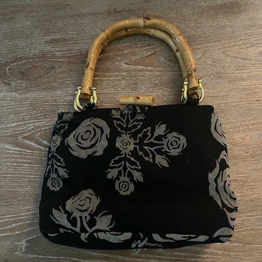 MAMO HOWELL Vintage Bamboo Handle Mini Bag. Hard to find. (Hawaiian Designer)